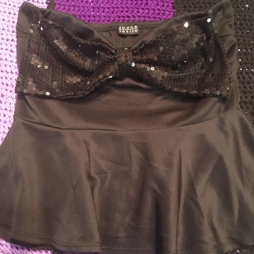 Peplum top sequin bow